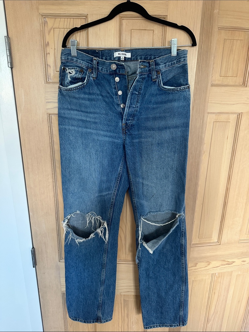 Redone boyfriend Jeans in Distressed Blue Denim